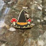 Load image into Gallery viewer, Witch Hat Enamel Pin with Mushrooms – Magical Witchy Lapel Pin, Cottagecore Nature Pin, Halloween Gift for Plant &amp; Mushroom Lovers
