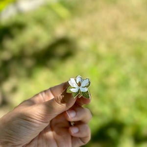 Magnolia Floral Lapel Pin | Wedding Lapel Pin