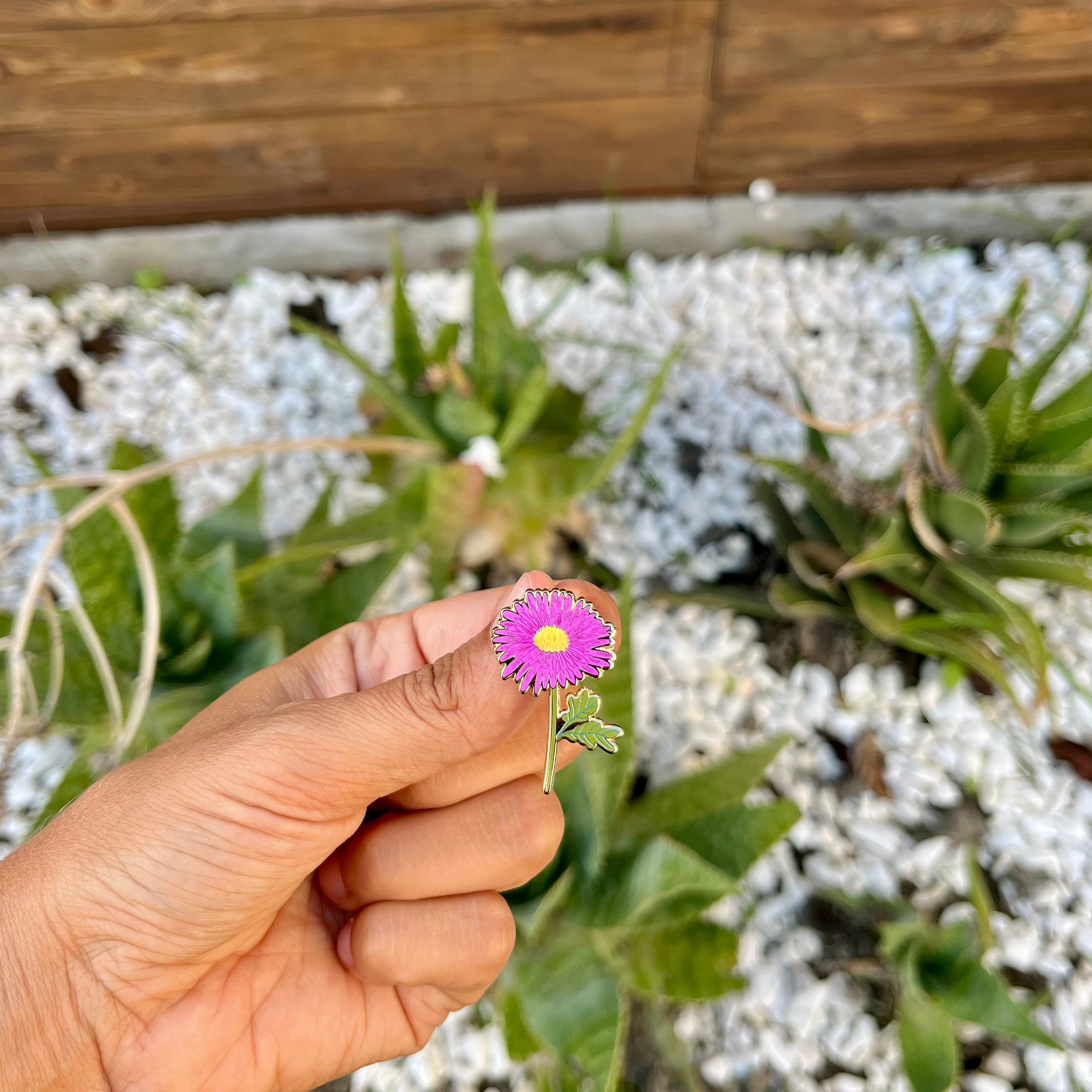 Aster Lapel Pin - September Birth Month Flower Pin