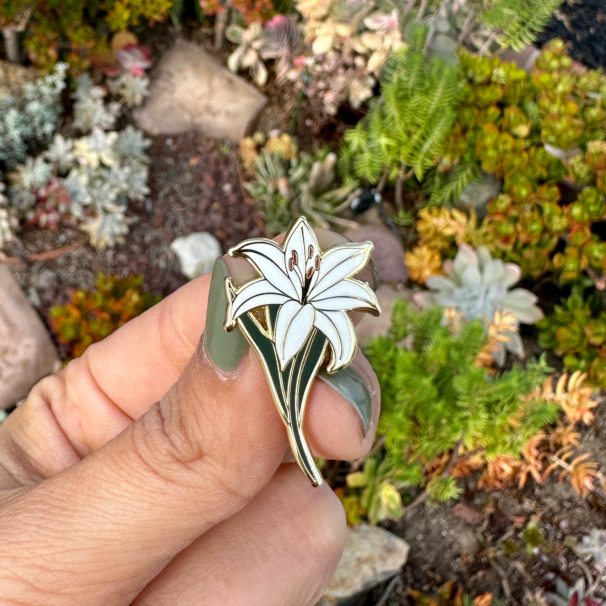 White Lily Flower Enamel Pin | Wedding Lapel Pin