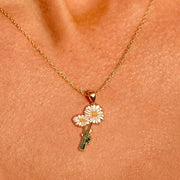 Daisy Necklace · April Birth Flower