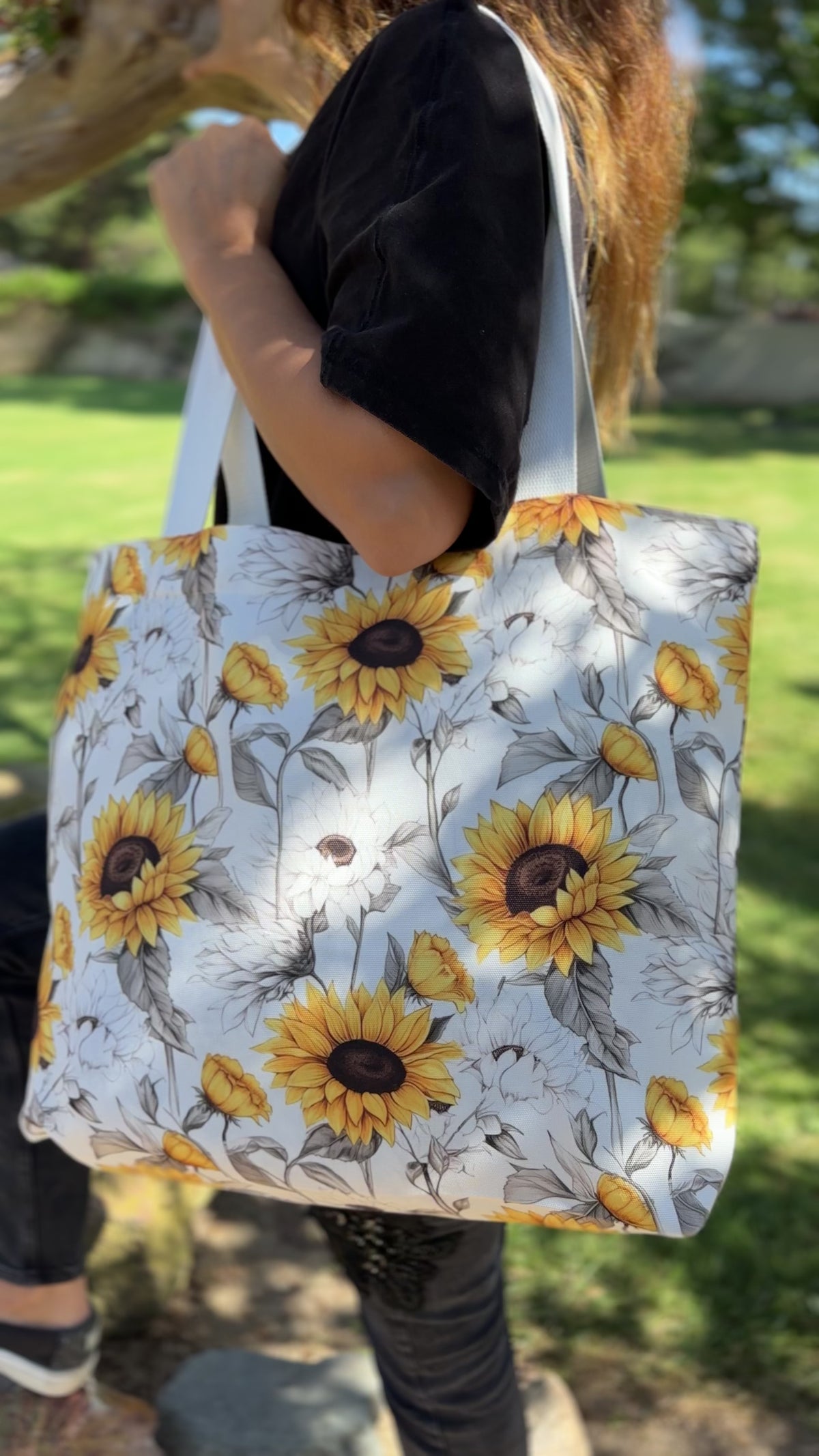 Load video: Sunflower Bliss Tote Bag